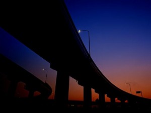 夕方の高速道路の写真 | dAy7VAxsjQ36Ood1468203534_1468203538