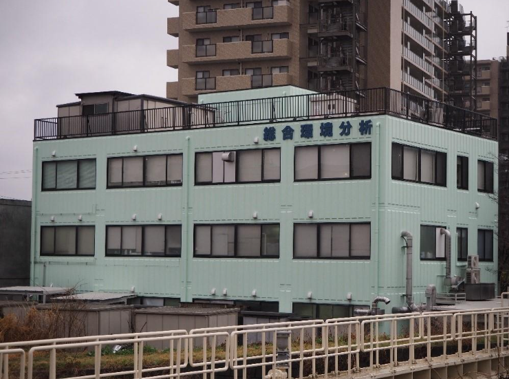 shinwaseisakusyo | 走行ルートの分析で残業が1時間減り、社員の意識も変わった:サービス・環境計量証明業 株式会社Fast substance logistics様の写真 | 走行ルートの分析で残業が1時間減り、社員の意識も変わった:サービス・環境計量証明業